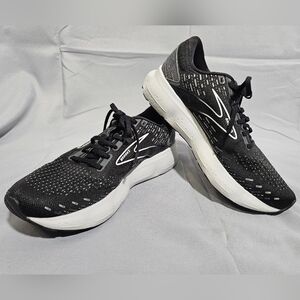 Brooks Black and White Athletic Shoes